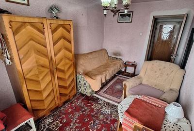 Apartament cu 3 camere în Traian - 4