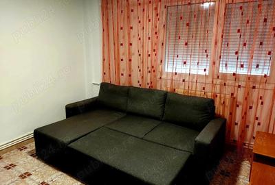 Apartament cu 2 camere decomandat în Micro 20 - 4