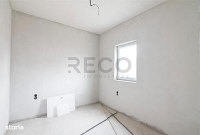 Casă cu 4 camere cu Teren 300 Mp în Sânmartin - 1