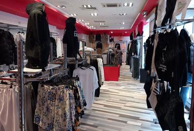 Spațiu comercial, de 330 mp, în Central - 7