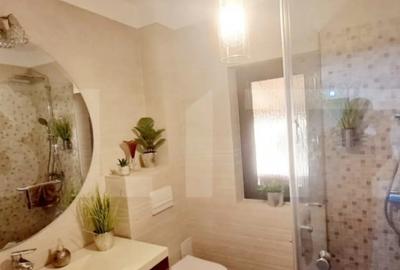 Casă cu 5 camere cu Teren 348 Mp în Giroc