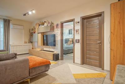 Apartament cu 2 camere semidecomandat în Tractorul - 9