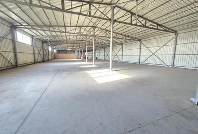 Spațiu comercial, de 1,440 mp, în Vânători - 8