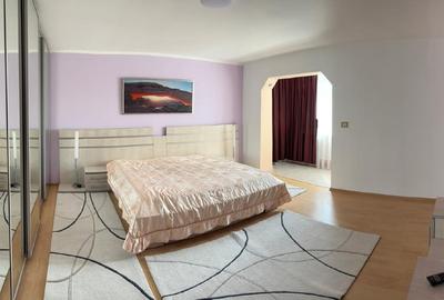 Apartament cu 3 camere de închiriat - 1