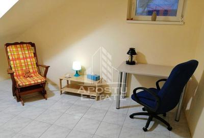 Casă cu 4 camere cu Teren 170 Mp în Lipovei