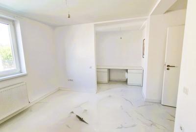 Triplex  Selimbar - 10