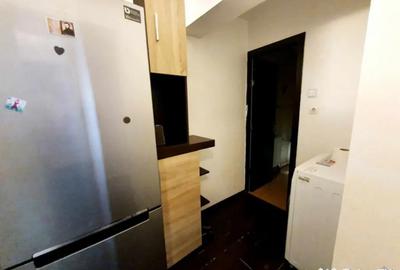 Apartament cu 2 camere semidecomandat, mobilat în 9 Mai - 8