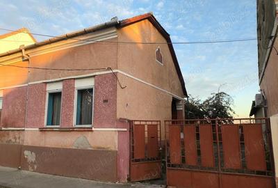 Casă cu 4 camere cu Teren 2518 Mp în Tomnatic - 7
