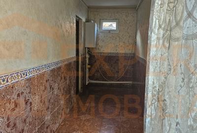 Casă individuală cu 3 camere cu Canalizare în Brătianu - 8