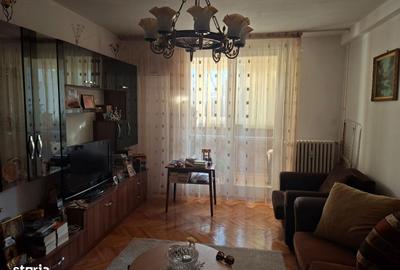 Apartament cu 3 camere decomandat, mobilat în Titan - 9