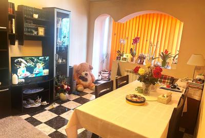 Apartament cu 2 camere decomandat în Drumul Taberei