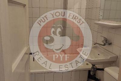 Garsonieră decomandată în Universitate