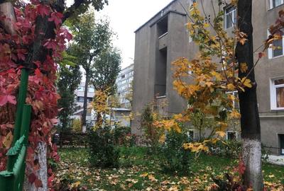 Apartament cu 2 camere decomandat în Brâncoveanu