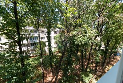 Apartament cu 4 camere de vanzare in zona Drumul Taberei - 3