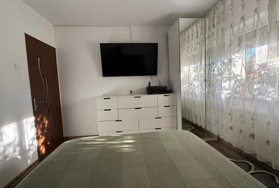Apartament cu 3 camere decomandat în Aradului - 9