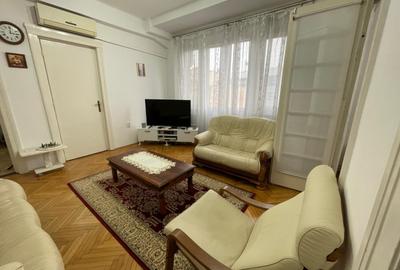 Apartament cu 3 camere semidecomandat, mobilat în Universitate - 2