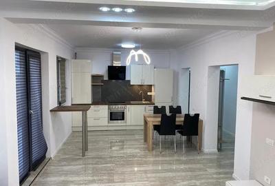 Apartament cu 2 camere decomandat, mobilat în Torontalului