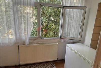 Apartament cu 3 camere decomandat, 2 bai, etajul 2 Cug Aleea Tudor Neculai - 11