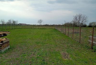 Teren de 700 mp, în Cebza - 1