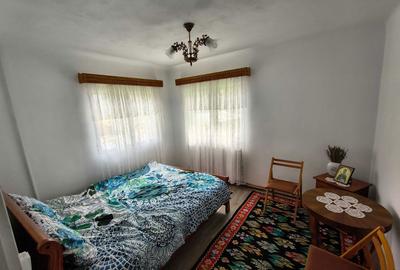 Casă cu 3 camere în Moroeni - 2