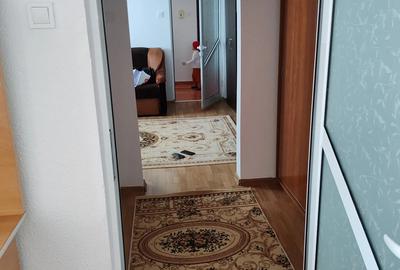 Apartament 2 camere de inchiriat Roman, str. Anton Pann, zona lini?tita 250 - 2