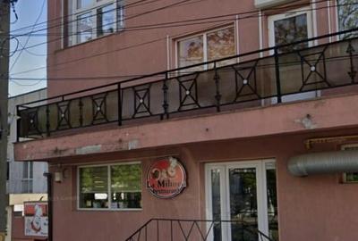 Spațiu comercial, de 283 mp, în Central - 1