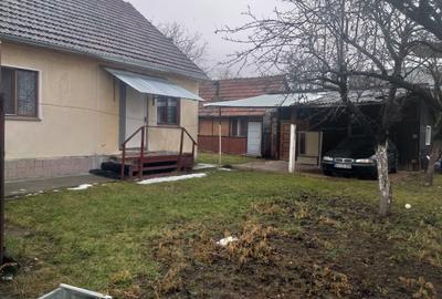 Casă individuală cu 2 camere cu Canalizare în Tractorul - 2