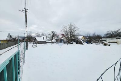 Teren Construcții intravilan de 325 mp, în Dobreni - 2