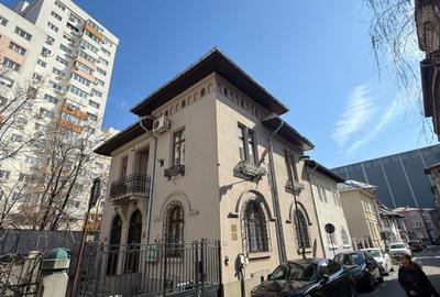 Casă cu 8 camere cu Teren 197 Mp în Dorobanți - 2
