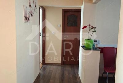 Apartament cu 3 camere decomandat în Tudor