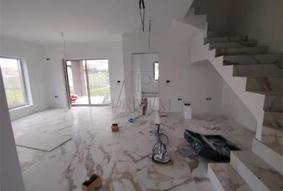 Duplex 5 camere - bucatarie separata - toate utilitatile - 4