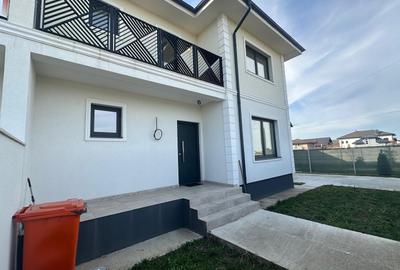 Casă individuală cu 5 camere cu Teren 400 Mp în Dascălu - 30