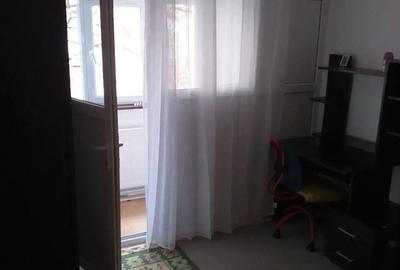 Inchiriez garsoniera - 1