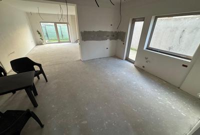 Casa de vanzare Duplex zona Carrfour - 23