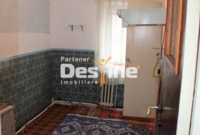Apartament cu 3 camere decomandat în Central - 2