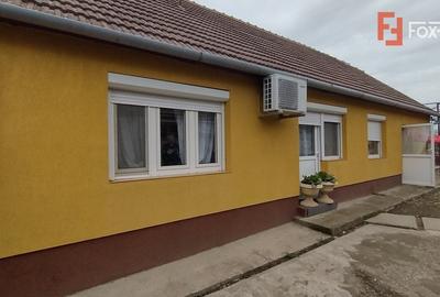 Casă individuală cu 3 camere cu Teren 2385 Mp în Sânmihaiu Român