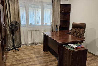 Spațiu comercial, de 124 mp, în Patria - 8