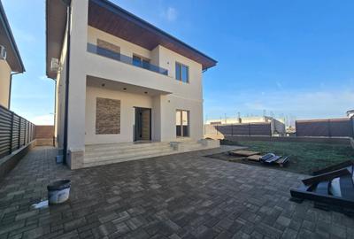 Vilă Individuală P+1 , 5 Camere Bulevardul Nordului - 27