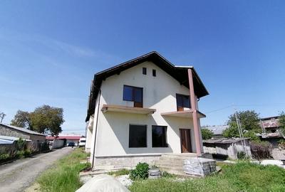 Casa P+1 - comuna 1 Decembrie - str. Victoriei - 16