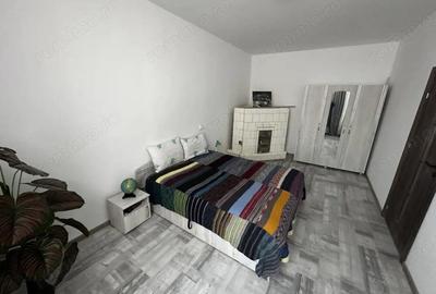 Casă cu 3 camere cu Teren 263 Mp în Central - 9