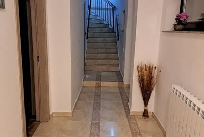 Casă cu 11 camere cu Teren 394 Mp în Nord - 13