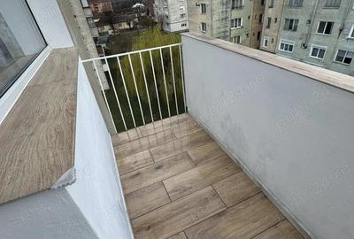 Apartament renovat Stei - 5