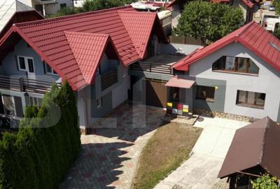 Casă cu 4 camere cu Teren 1000 Mp în Central