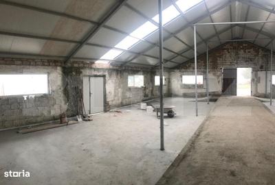 Spațiu comercial, de 175 mp, în Industrială - 5