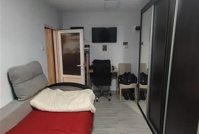 RECO Apartament 3camere la parter - 9