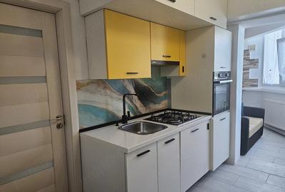 Apartament cu 2 camere decomandat în Central - 1