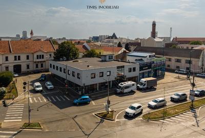 Spațiu comercial, de 450 mp, în Traian - 1