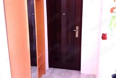 3 camere decomandat , 2 bai, mobilat - 9