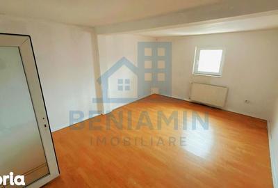 Casă cu 5 camere decomandat cu Teren 244 Mp în Central - 14