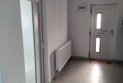 Casă cu 3 camere în Central - 7
